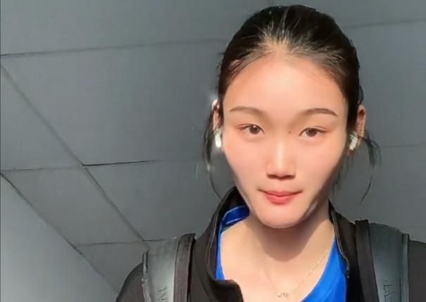 卫生间的呻吟声